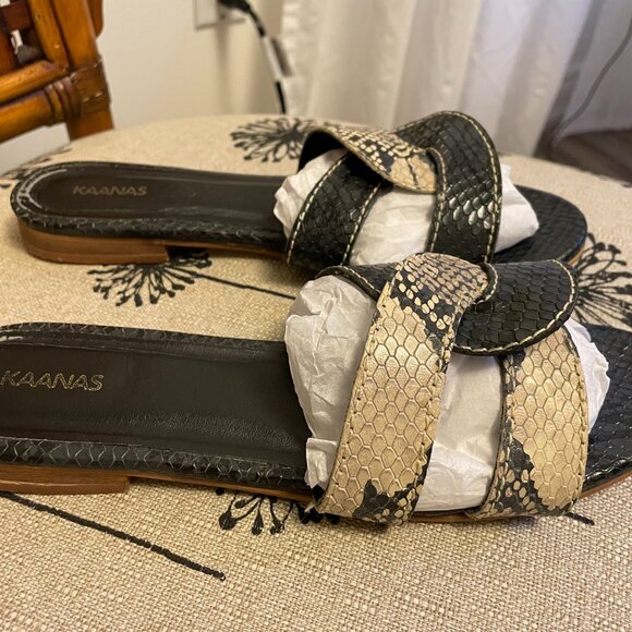 Size 9 Kaanas Santorini Snake. Hand made. Excellent Condition - Picture 3 of 4